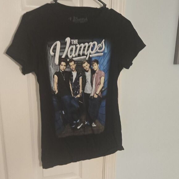 The Vamps Black Graphic Tee - Picture 1 of 5